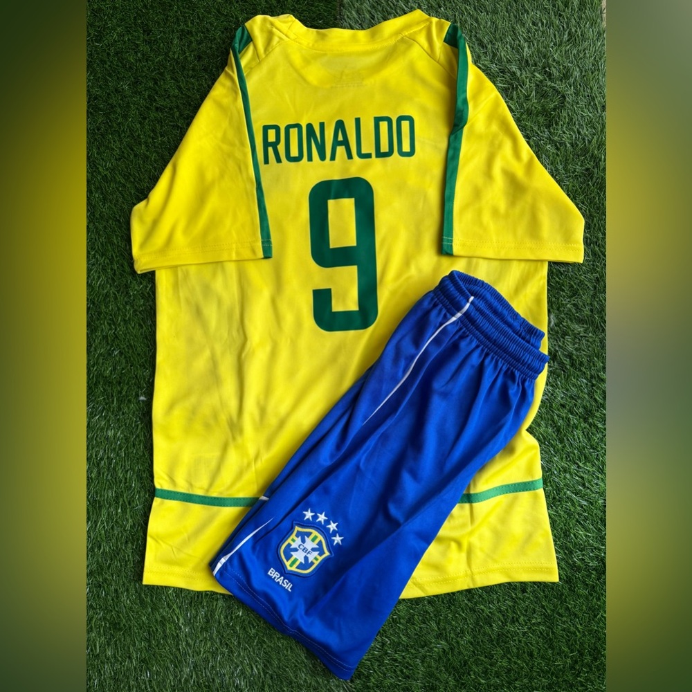 Ronaldo Brasil retro jersey